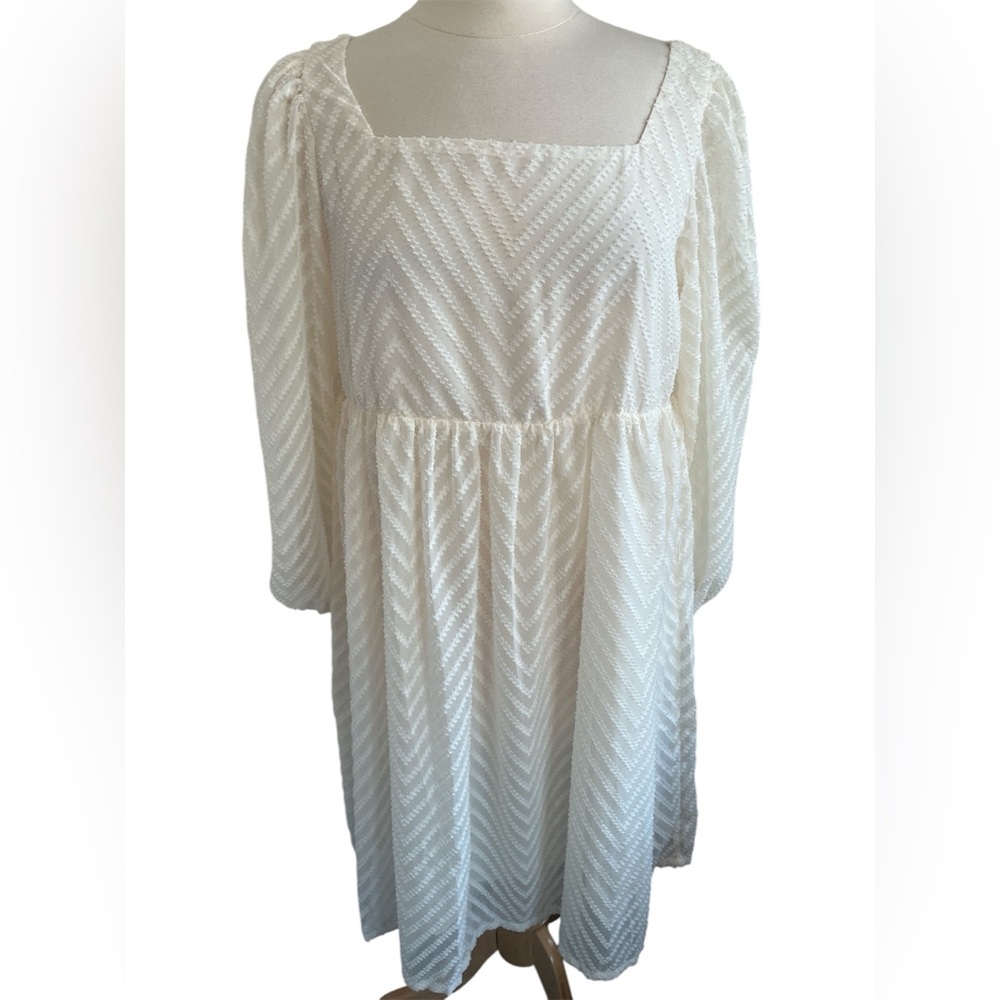 Indie & Co Camren Cream Long Sleeve Dress with Chevron Design size Medium - Picture 11 of 14